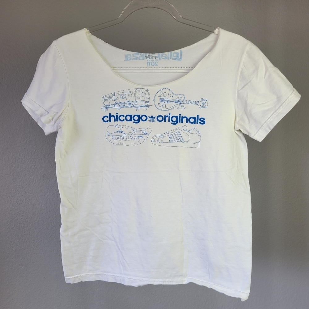 LOLLAPALOOZA // music festival concert tee tshirt 2011 Chicago originals adidas